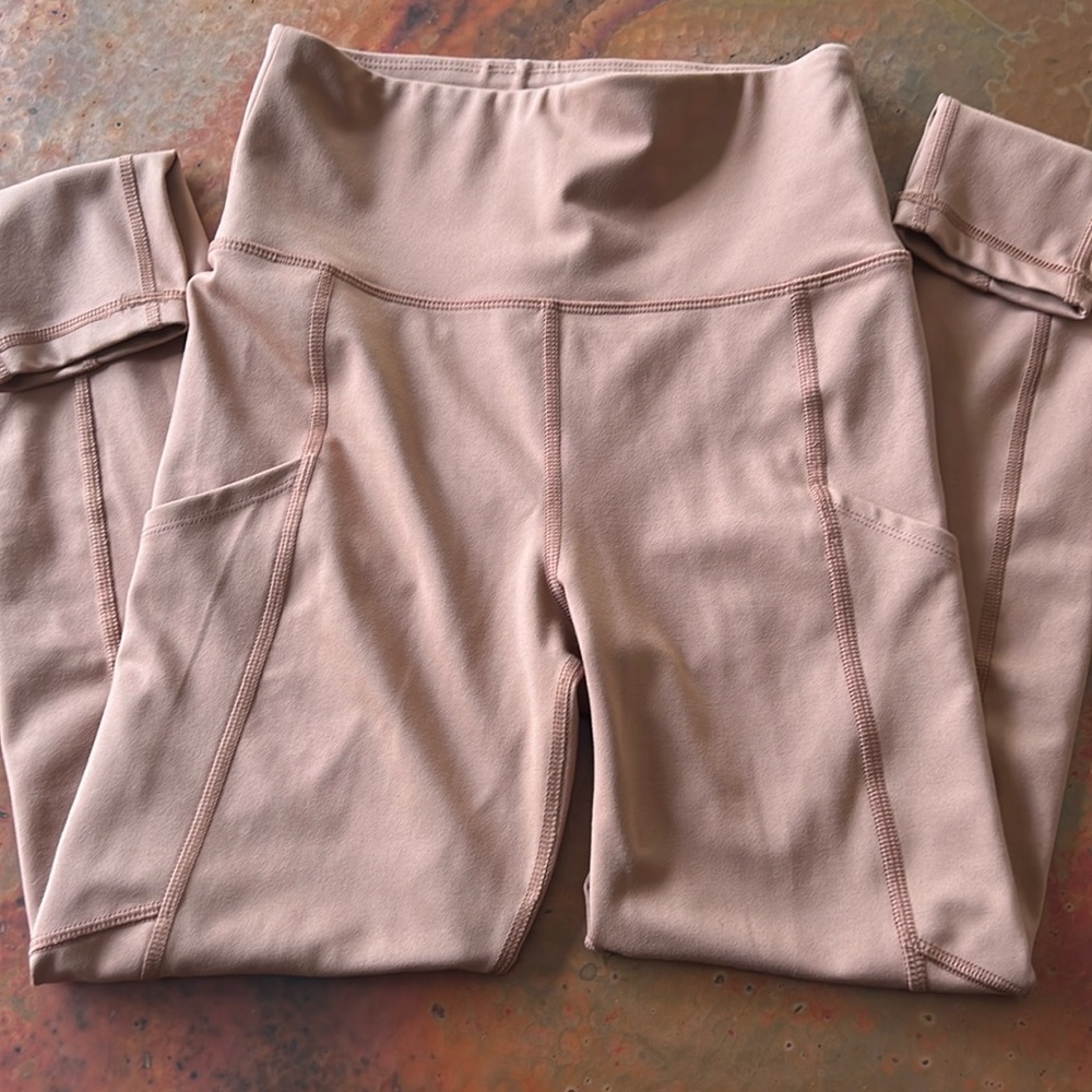 American Eagle The Everything Pocket Legging